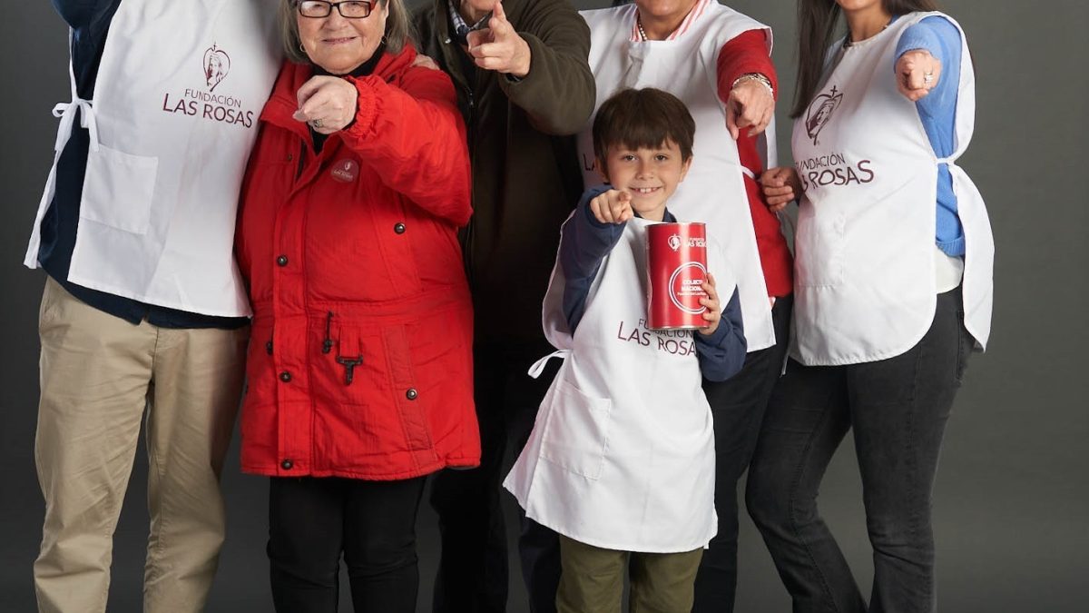 FUNDACIÓN LAS ROSAS SALE A LA CALLE: “4 DÍAS DE APOYO A LAS PERSONAS MAYORES”